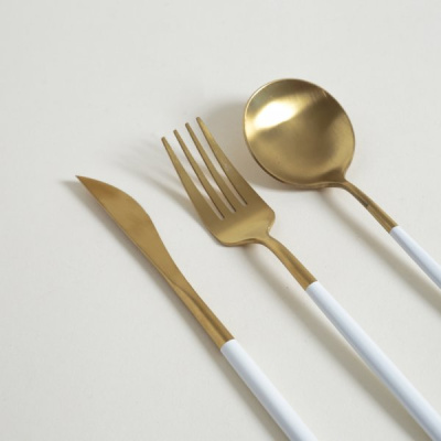 0433234-2-cubiertos.jpg