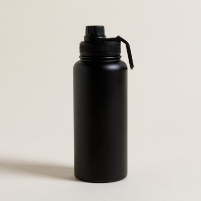 botella-black-mishka.jpg