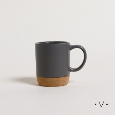 8792923-1-mug.jpg