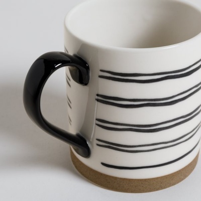 0434735JARRO-MUG.jpg